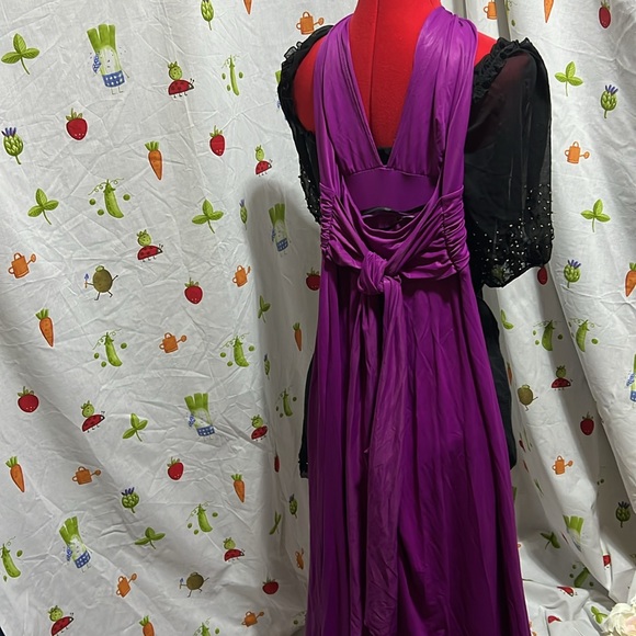 Bebe open back purple jumpsuit - Picture 2 of 6